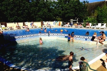 piscine extérieure correze