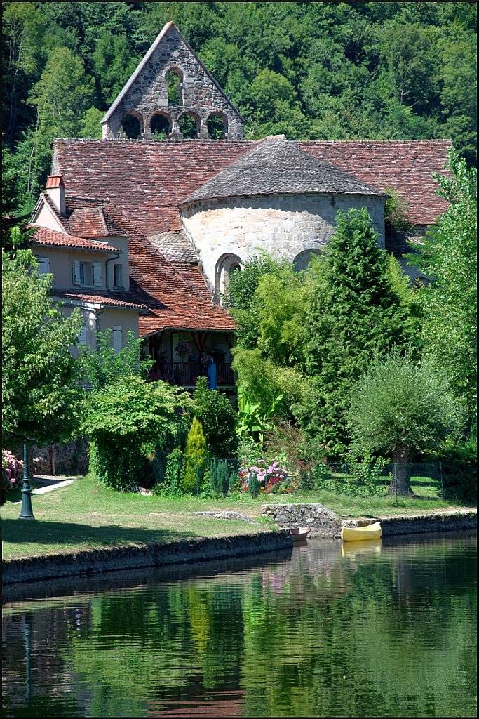 Camping à Beaulieu sur Dordogne